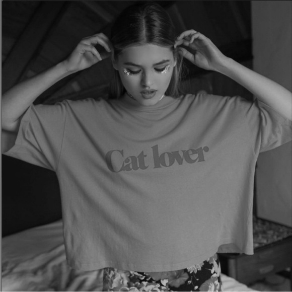 NWT Revolve Daydream Nation Cat Lover Tee in Used White (light yellow)Size Small - Picture 4 of 8